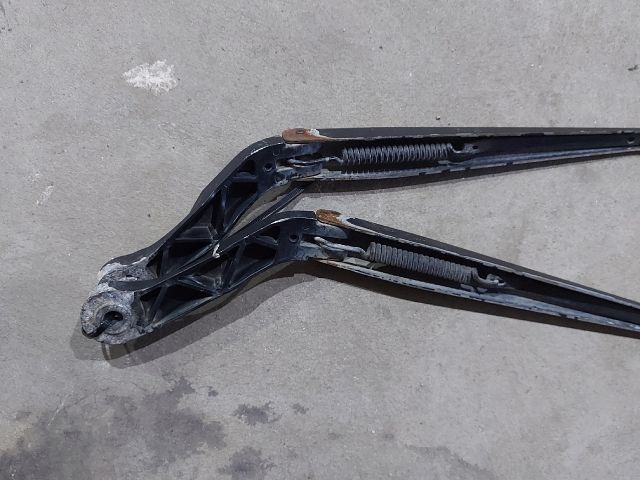 bontott FIAT DUCATO Első Ablaktörlő Kar