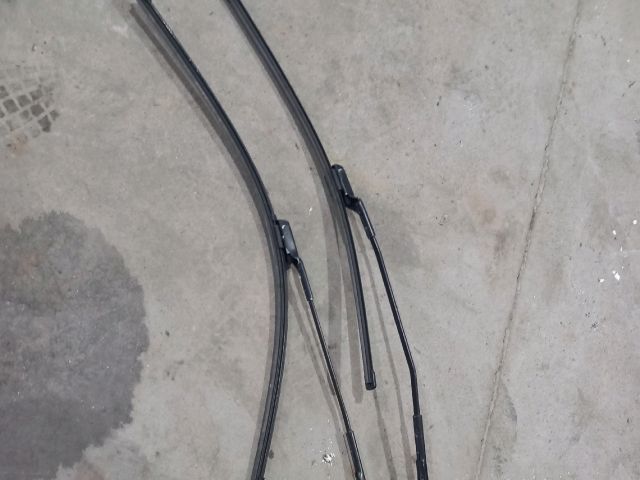 bontott FIAT DUCATO Első Ablaktörlő Kar