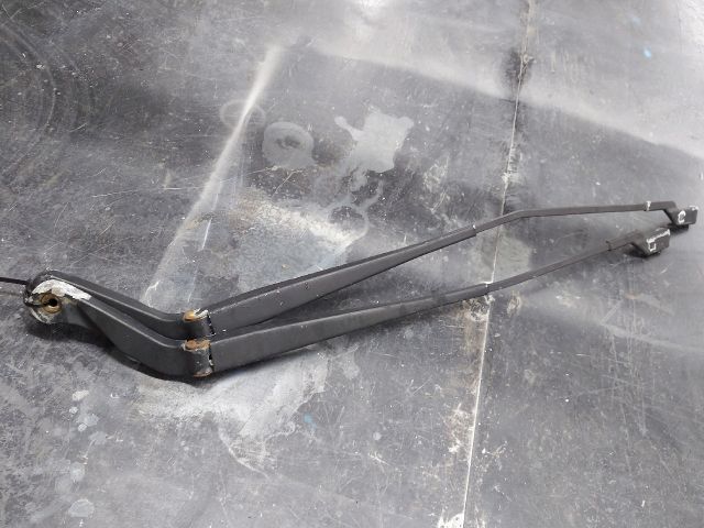 bontott FIAT DUCATO Első Ablaktörlő Kar