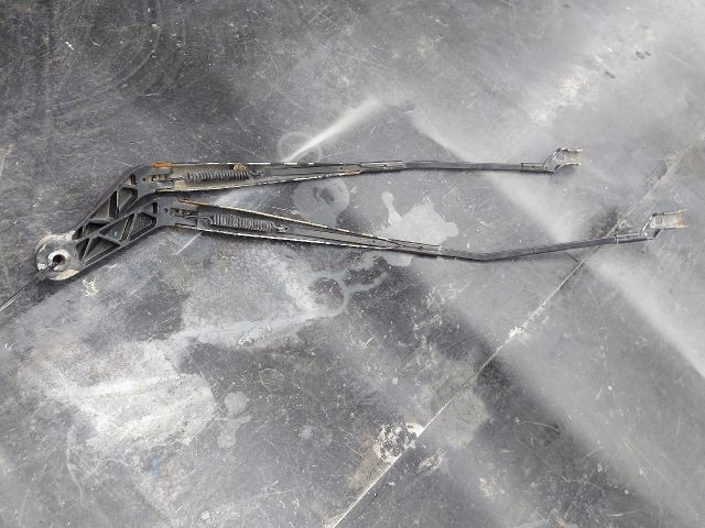 bontott FIAT DUCATO Első Ablaktörlő Kar