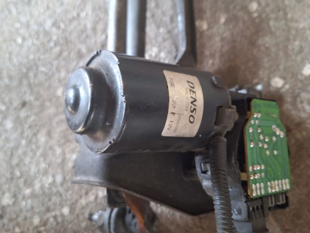 bontott FIAT DUCATO Első Ablaktörlő Szerkezet Motorral