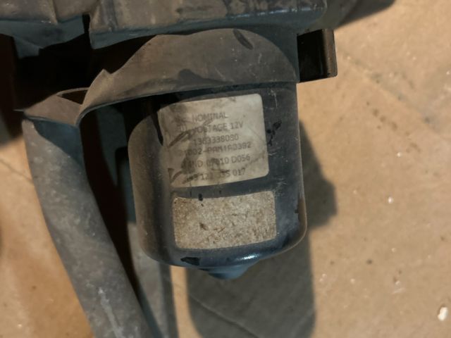 bontott FIAT DUCATO Első Ablaktörlő Szerkezet Motorral