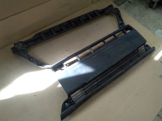 bontott FIAT DUCATO Első Lökhárító Alsó Középső Díszrács