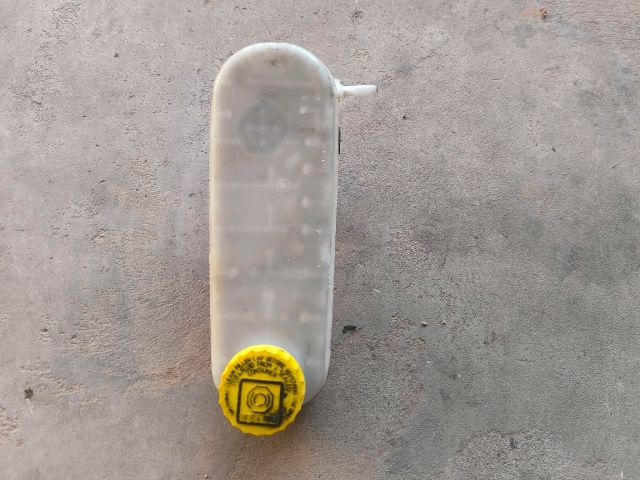 bontott FIAT DUCATO Fékfolyadék Tartály