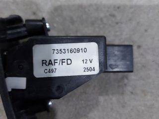 bontott FIAT DUCATO Fényszórómagasság Állító Kapcsoló