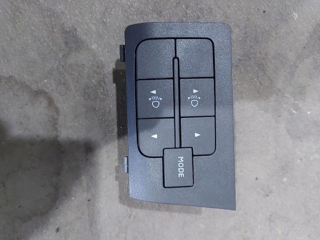 bontott FIAT DUCATO Fényszórómagasság Állító Kapcsoló