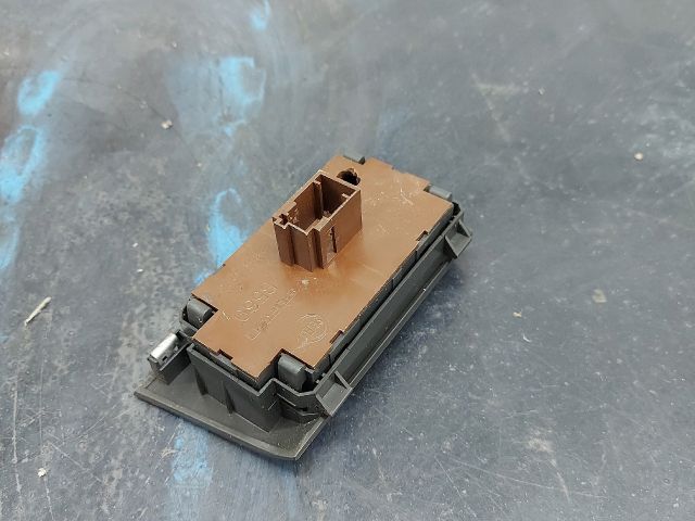 bontott FIAT DUCATO Fényszórómagasság Állító Kapcsoló