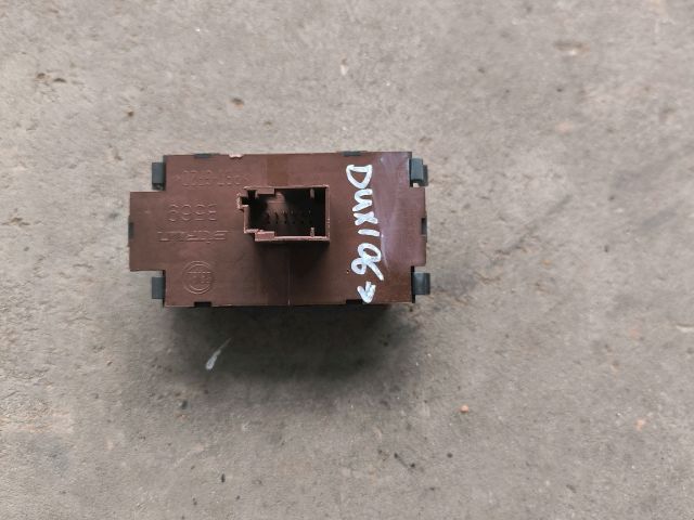 bontott FIAT DUCATO Fényszórómagasság Állító Kapcsoló