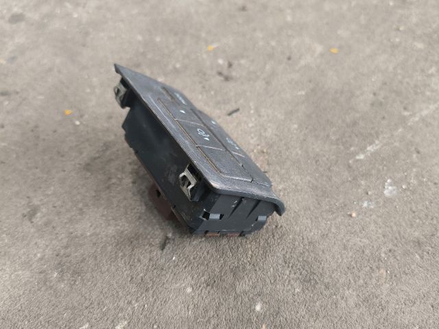 bontott FIAT DUCATO Fényszórómagasság Állító Kapcsoló