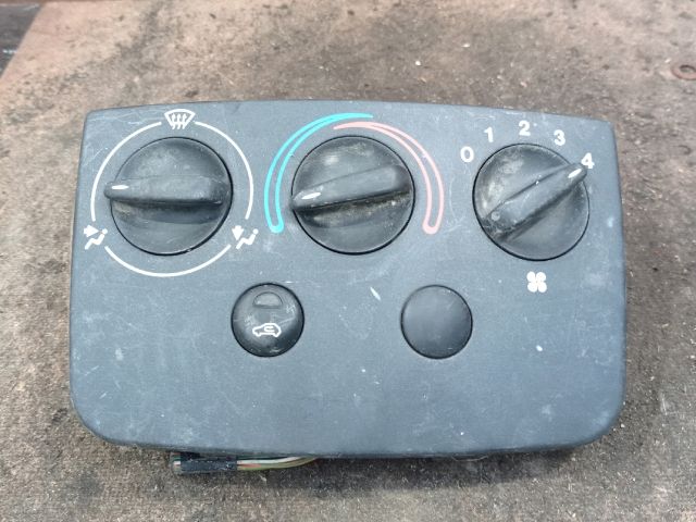 bontott FIAT DUCATO Fűtéskapcsoló (manuális klímás)