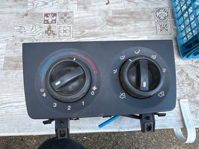 bontott FIAT DUCATO Fűtéskapcsoló (Nem klímás)