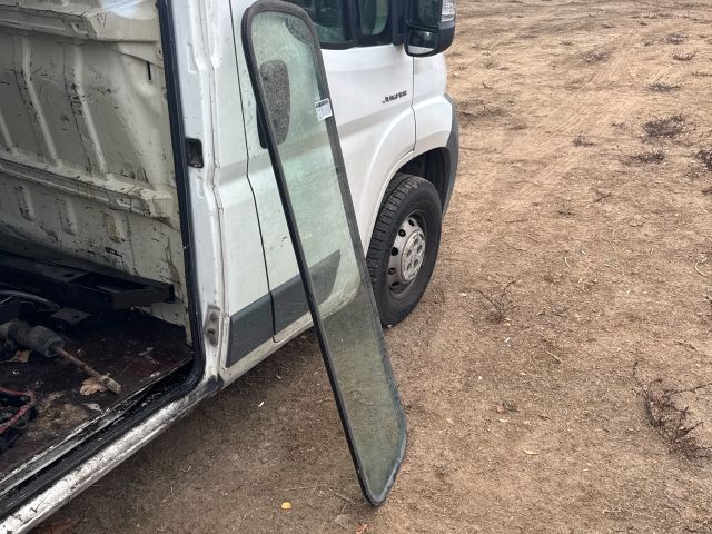 bontott FIAT DUCATO Hátsó Szélvédő