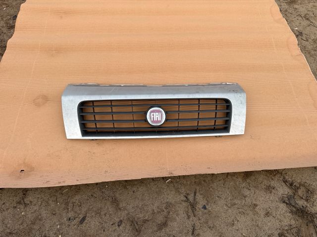 bontott FIAT DUCATO Hűtőrács