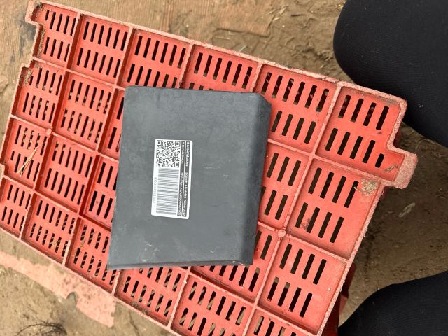 bontott FIAT DUCATO Jobb B Oszlop Díszléc