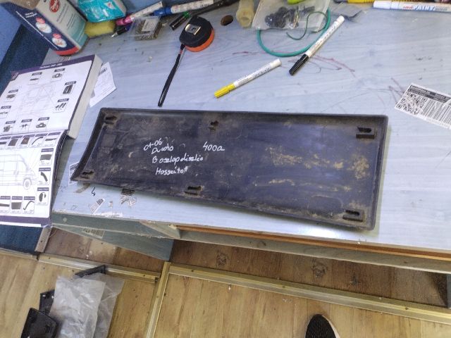 bontott FIAT DUCATO Jobb B Oszlop Díszléc