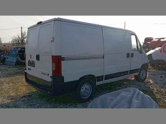 bontott FIAT DUCATO Jobb Csomagtérajtó (Részeivel)