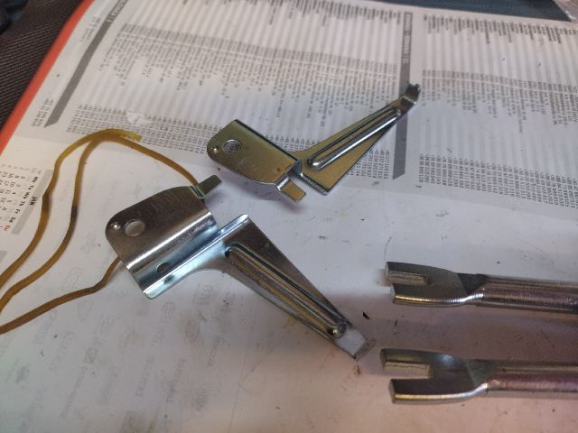 bontott FIAT DUCATO Jobb Dobfék Utánállító