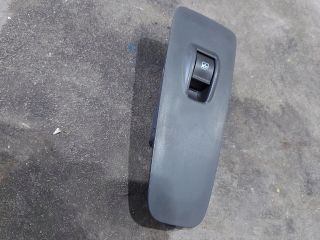 bontott FIAT DUCATO Jobb első Ablakemelő Kapcsoló