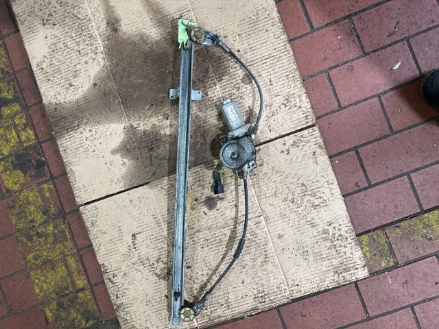 bontott FIAT DUCATO Jobb első Ablakemelő Szerkezet (Elektromos)