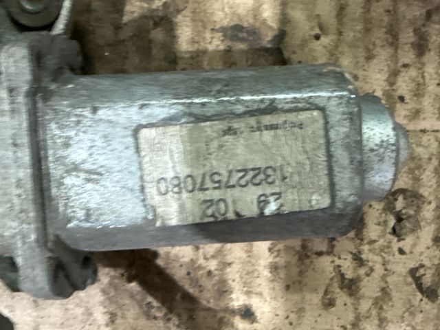 bontott FIAT DUCATO Jobb első Ablakemelő Szerkezet (Elektromos)