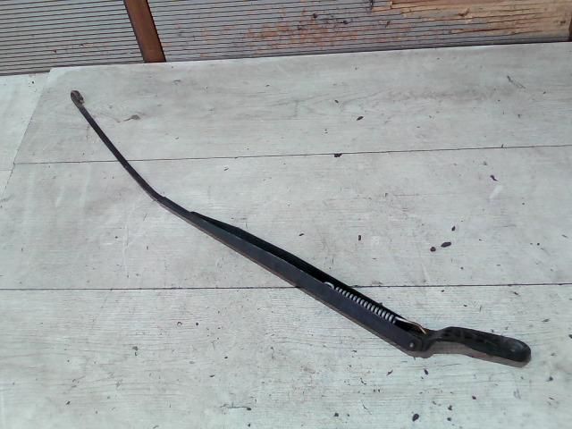 bontott FIAT DUCATO Jobb első Ablaktörlő Kar