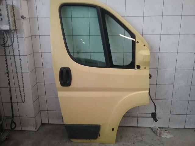 bontott FIAT DUCATO Jobb első Ajtó (Részeivel)