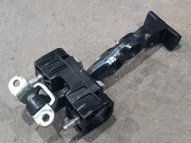 bontott FIAT DUCATO Jobb első Ajtóhatároló