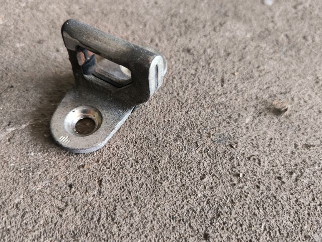 bontott FIAT DUCATO Jobb első Ajtózár