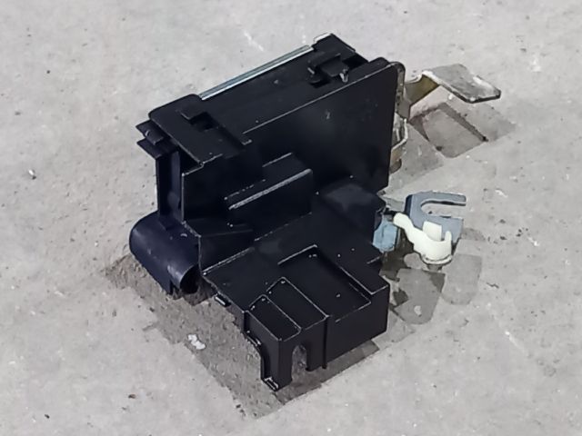 bontott FIAT DUCATO Jobb első Ajtózár