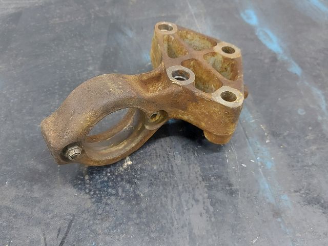 bontott FIAT DUCATO Jobb első Féltengely Tartó