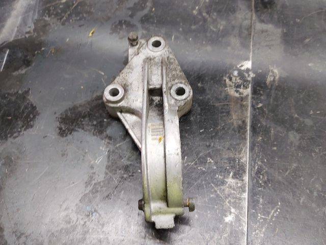 bontott FIAT DUCATO Jobb első Féltengely Tartó