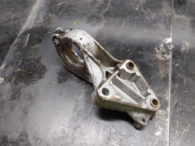 bontott FIAT DUCATO Jobb első Féltengely Tartó