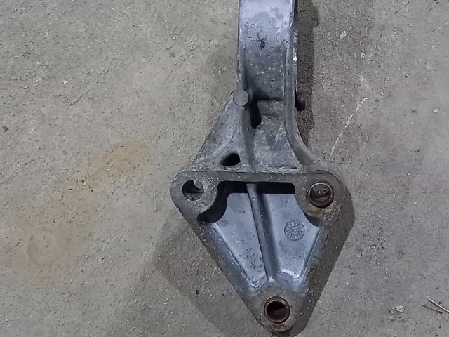 bontott FIAT DUCATO Jobb első Féltengely Tartó