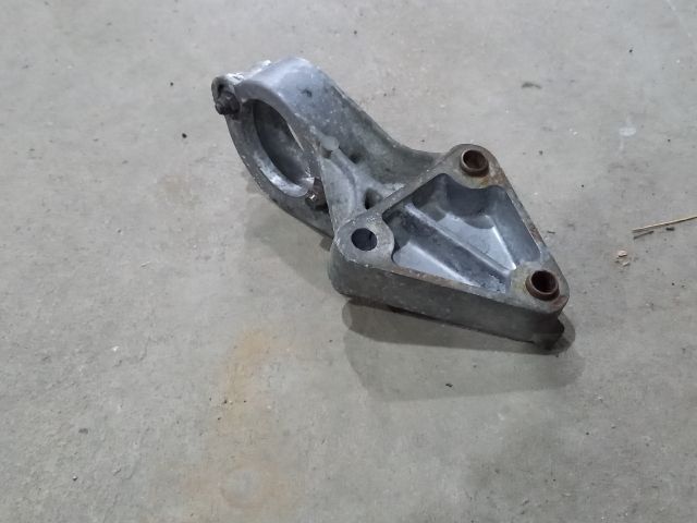 bontott FIAT DUCATO Jobb első Féltengely Tartó