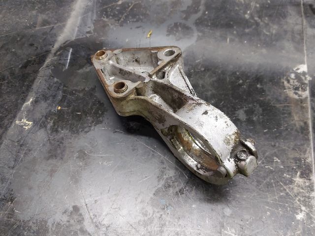 bontott FIAT DUCATO Jobb első Féltengely Tartó