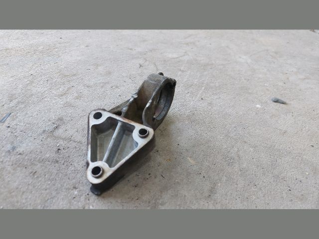 bontott FIAT DUCATO Jobb első Féltengely Tartó