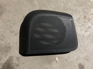 bontott FIAT DUCATO Jobb első Hangszóró Burkolat