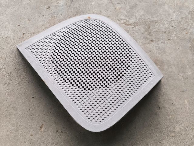 bontott FIAT DUCATO Jobb első Hangszóró Burkolat