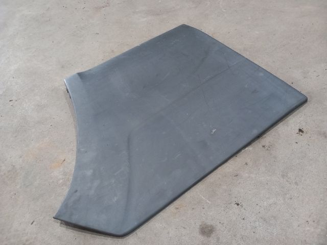 bontott FIAT DUCATO Jobb első Lökhárító Díszléc