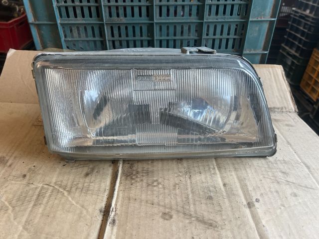 bontott FIAT DUCATO Jobb Fényszóró