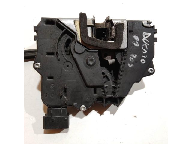 bontott FIAT DUCATO Jobb hátsó Ajtózár