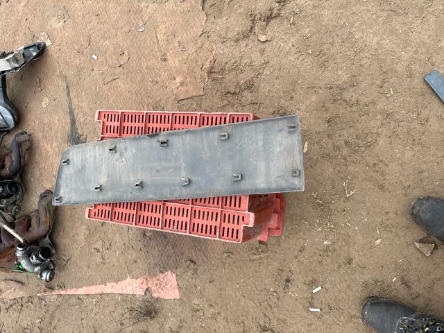 bontott FIAT DUCATO Jobb hátsó Küszöb Díszléc