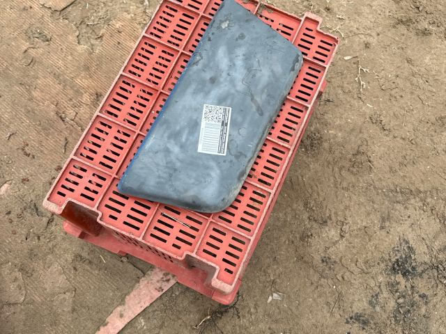 bontott FIAT DUCATO Jobb hátsó Küszöb Díszléc