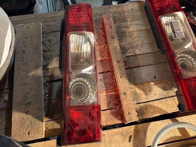 bontott FIAT DUCATO Jobb Hátsó Lámpa