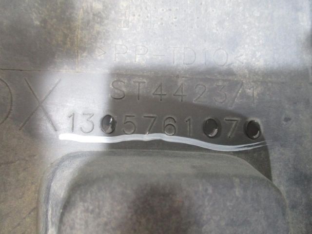 bontott FIAT DUCATO Jobb hátsó Lökhárító Sarok (Műanyag)