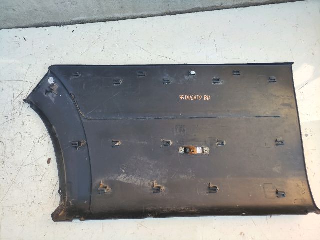 bontott FIAT DUCATO Jobb hátsó Sárvédő Díszléc