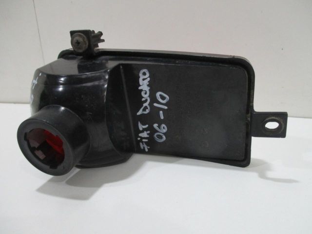 bontott FIAT DUCATO Jobb Ködzárófény