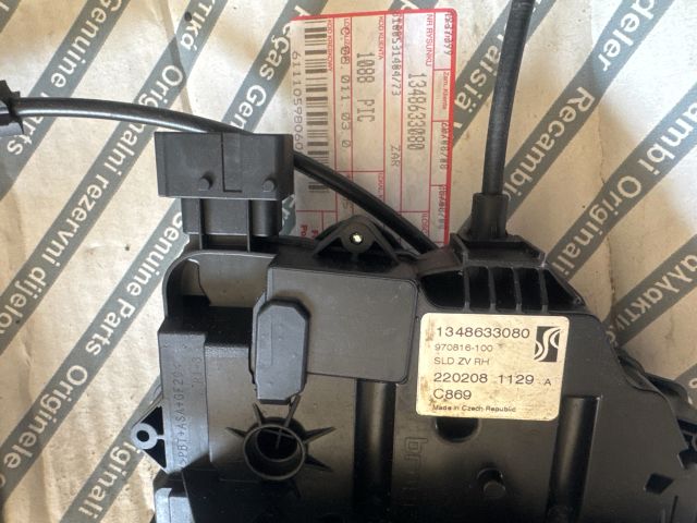 bontott FIAT DUCATO Jobb Tolóajtó Zárszerkezet