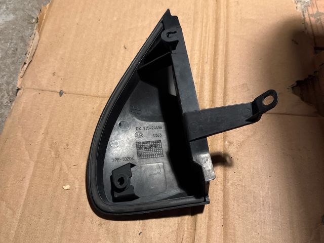 bontott FIAT DUCATO Jobb Visszapillantó Tükör Előtti Burkolat