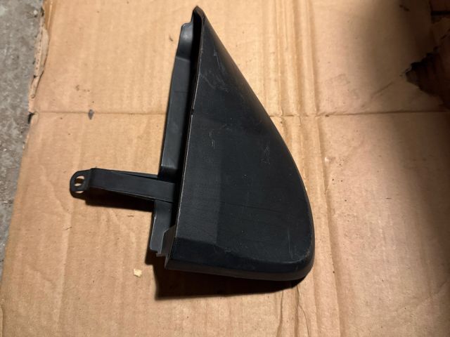 bontott FIAT DUCATO Jobb Visszapillantó Tükör Előtti Burkolat